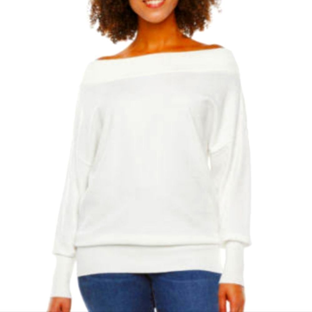 Premise Off The‎ Shoulder Knit Sweater